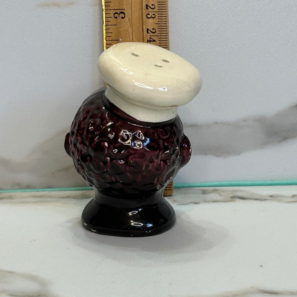 Vintage Ceramic Chef Salt Shaker Black Americana Glossy Kitchen Decor 3.25in - Picture 3 of 9
